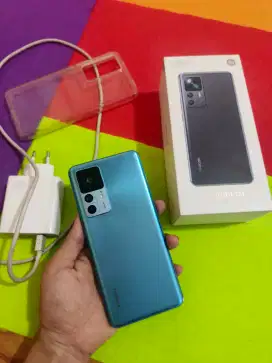 Xiaomi 12t 5g 8/256 lengkap mulus minu garus aja