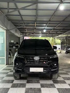 Fortuner GR 2.8 2022 Pemakaian dari baru