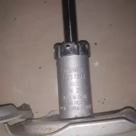 Shock depan avz xenia old