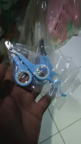 Gunting kuku hewan