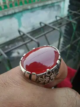 batu red baron merah segee