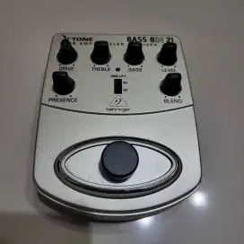 Efek Bass Behringer BDI21 V-Tone