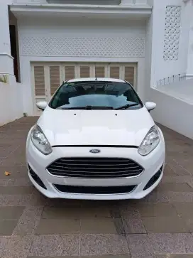Ford Fiesta S AT