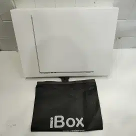 MacBook Air M4 15 inch 16/256GB BNIB Baru Segel