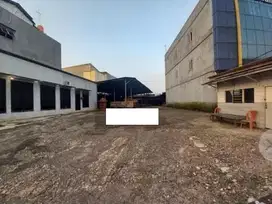 Dijual tanah dan bangunan murah harga BU di jalan Pahlawan Revolusi