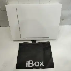 MacBook Air M4 15 inch 16/256GB iBox Baru
