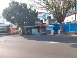Dijual Rumah Pinggir Jalan Raya Pare