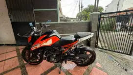 KTM Duke 250 KTM / Duke