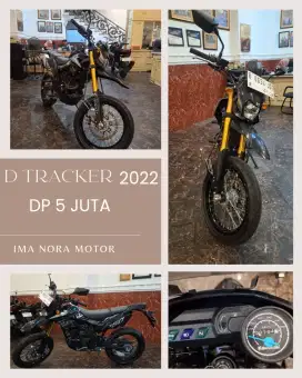 DP 5 JUTA KAWAKSI D TRACKER 2022 KM LOW *KREDIT KTP & KK CUKUP DI WA