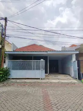 Rumah siap huni di Nirwana Eksekutif ex kantor