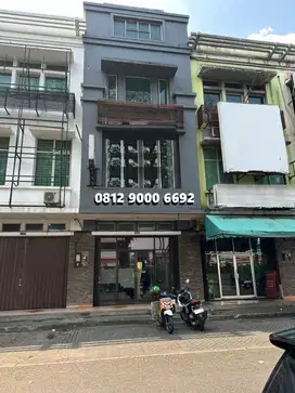 Dijual Ruko Tol Boulevard BSD Serpong Tangerang Selatan 3 Lantai