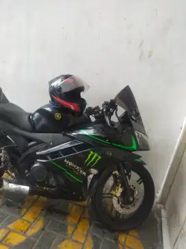 Yamaha R15 v2 2017