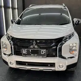 Xpander cross CVT 2022 putih