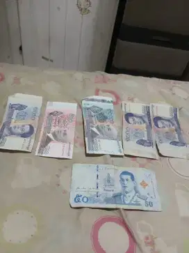 Jual uang luar negri
