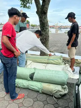 Plastik cor hitam 2 meter harga murah untuk cor jalan . Ready stok plg