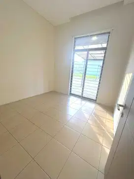 Dijual Cepat Rumah di Kota Baru Parahyangan