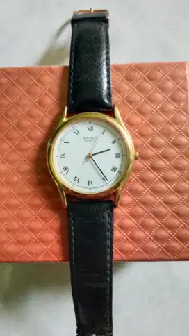 SEIKO Gold Tone Vintage