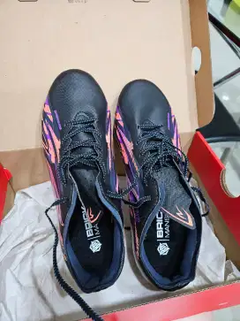 Sepatu bola specs no.41 original