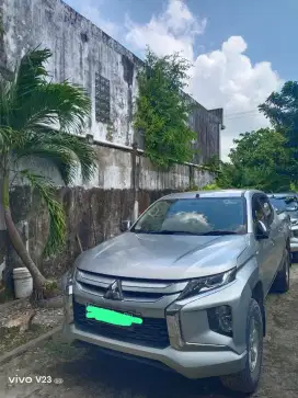 Mobil : triton DC GLS 4x4
Type manual/matic : manual 
Tahun :2019