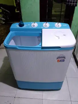 Mesin cuci Sanken 8kg
