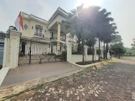 DIJUAL RUMAH MEWAH INTERCON TAMAN KEBON JERUK AREA PREMIUM 20X40 MEWAH