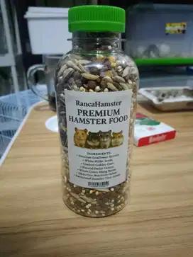 Pakan Premium Hamster – Bergizi Lengkap, Bikin Hamster Sehat & Aktif!