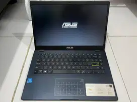 laptop Asus Vivobook E410M