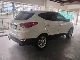 Hyundai Tucson AT 2011