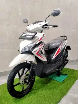 Honda Vario LED 110 Tahun 2015 Pajak Panjang Siap Pakai
