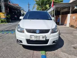 SUZUKI SX4 FACELIFT MANUAL 2013 PUTIH