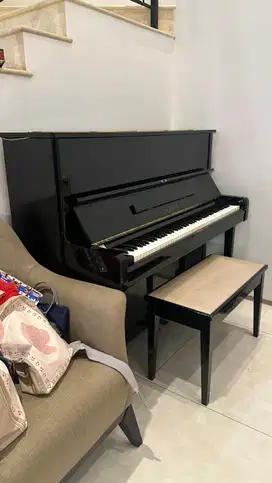 Piano Yamaha Built Up U1 M series