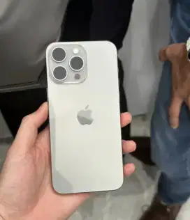 SCOND IPHONE 15 PRO 128GB
