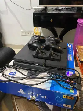 Jual PlayStation 4 Slim 1TB – Second