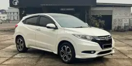 ‼️DP 10 JT‼️HONDA HRV PRESTIGE 1.8 AT, MOBIL TERAWAT & SIAP PAKAI.