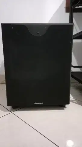 Subwoofer  Soundquest SQ-120SWB.