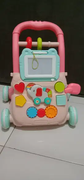 DiJual babychair+baby Walker preloved like E new