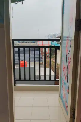 FREE IPL Selamanya Studio Unfurnish Apartemen Green Lake View