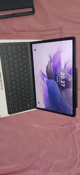 Samsung s7 fe 5g 6/128gb full set keyboard