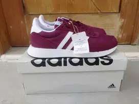 Sepatu Running / Lari Ukuran 40 2/3
