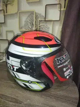 Helm KYT DJ maru