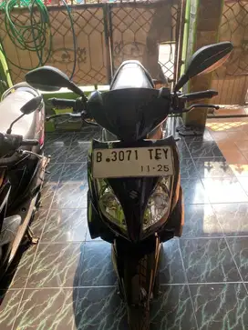 SUZUKI SKYWAVE 2010