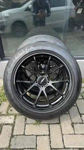 Velg Lenso 95G & Ban Bridgestone 235/50 r18