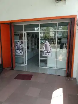 Pintu sekat partisi kaca