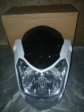 batok depan komplit YAMAHA VIXION ks warna putih thn 2013-2014
