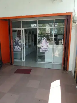 Pintu sekat partisi kaca