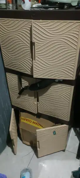 Lemari plastik bagus