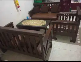 Set kursi jati ruang tamu , desain minimalis