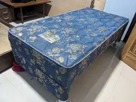 Springbed Kipas TV Kursi Kafe Yogyakarta