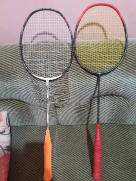 Dijual borongan raket badminton 2 dan sepatu