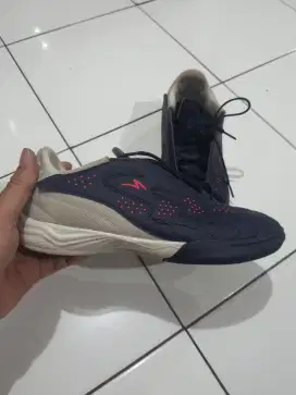 Sepatu Specs Metasala size 38